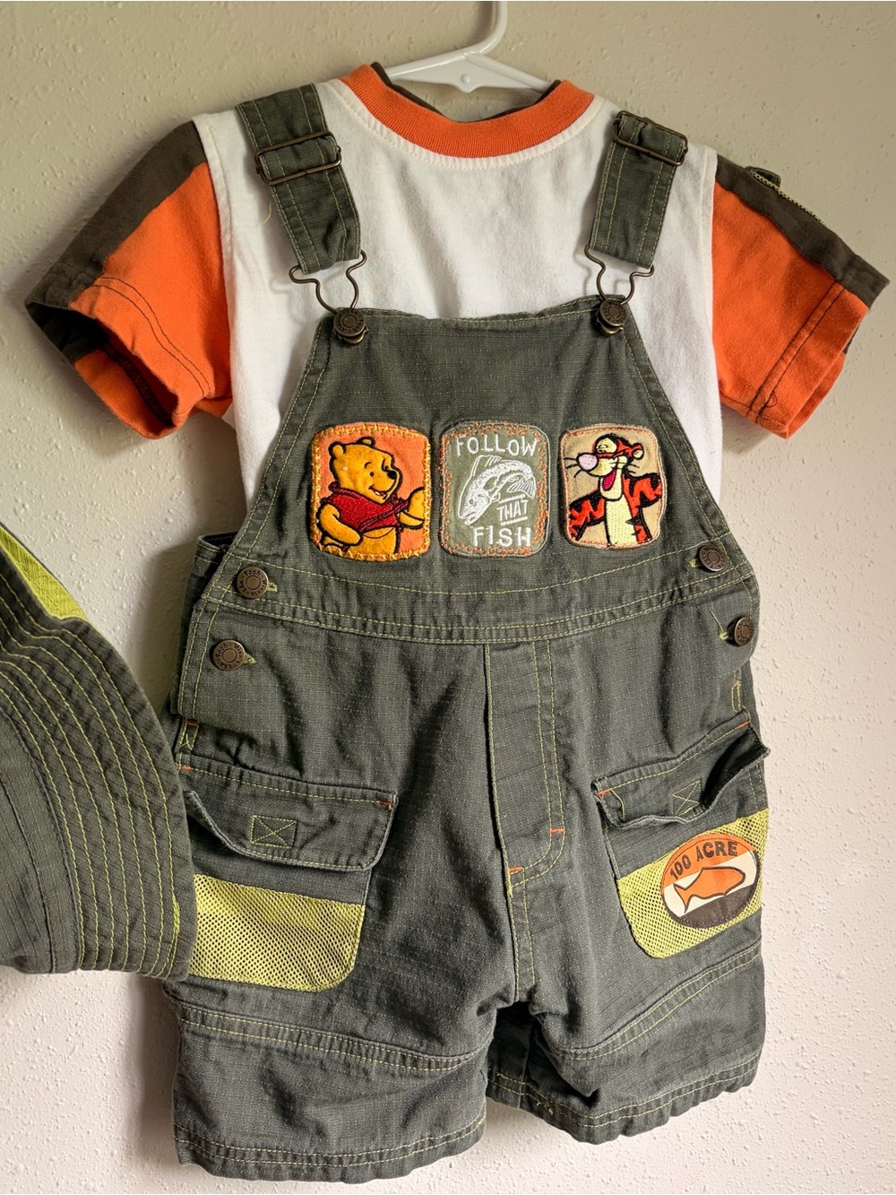 Vintage Y2K Winnie the Pooh Shortall Set With hat and shirt